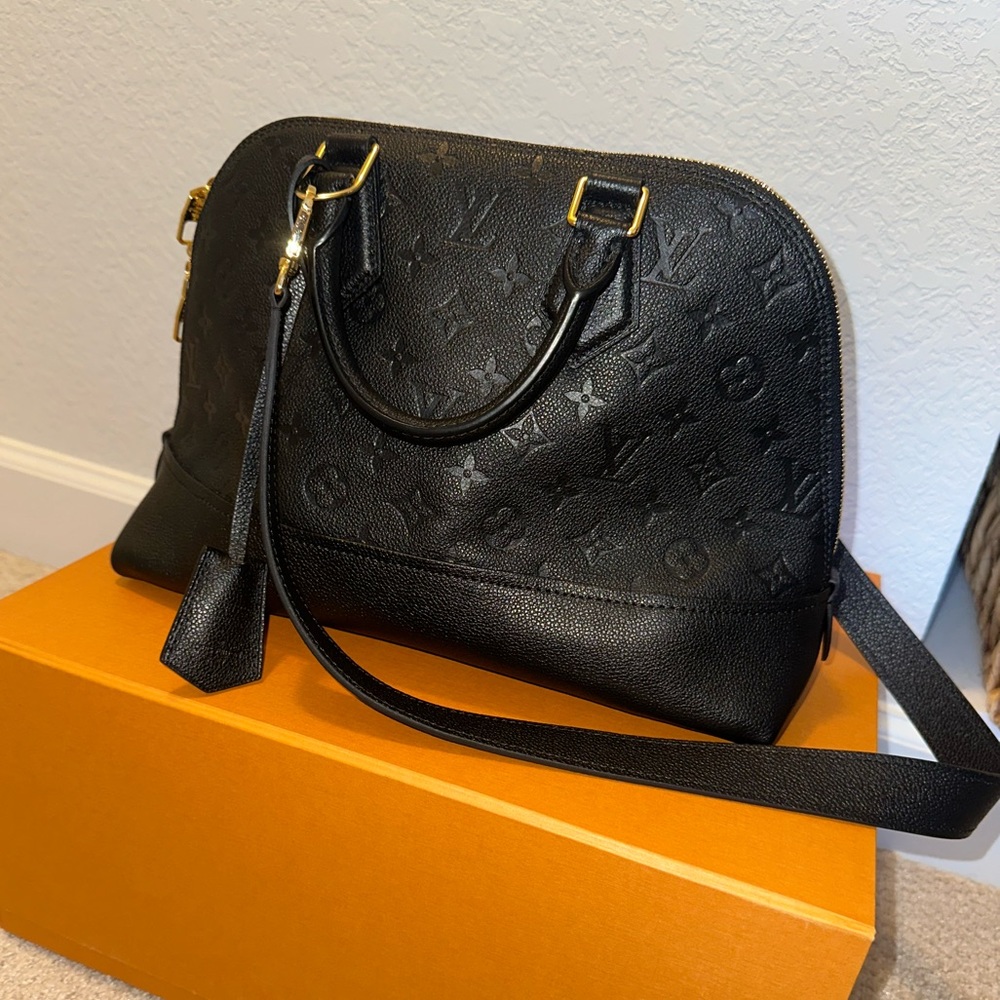 Neo Alma PM - 100% Authentic
